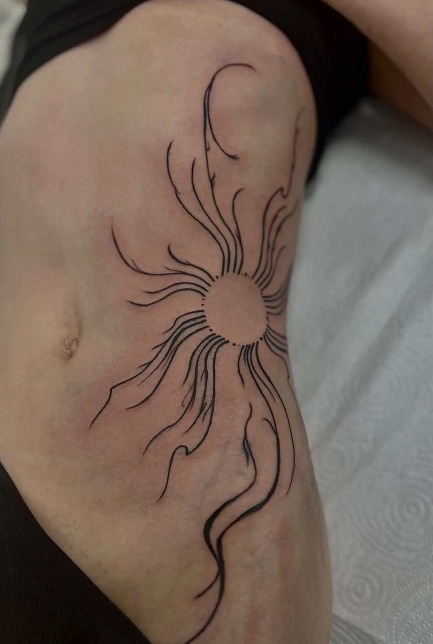 Тату в стиле Fine Line — мастер Иван, KATANA TATTOO